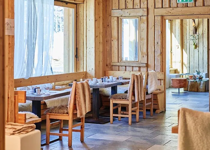 Hotel Morel 1586 & 3*