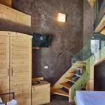 Hotel Morel 1586 & 3*