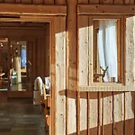 Hotel Morel 1586 &