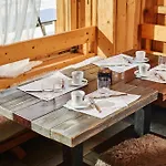 Morel 1586 & Hotel 3*