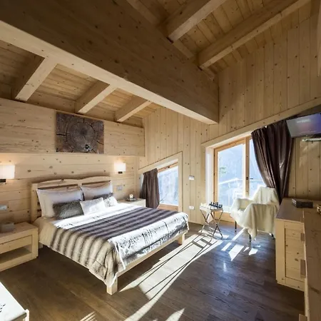 Отель Morel 1586 &