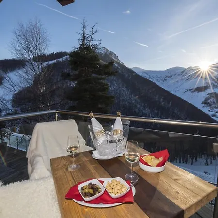 Morel 1586 & Отель