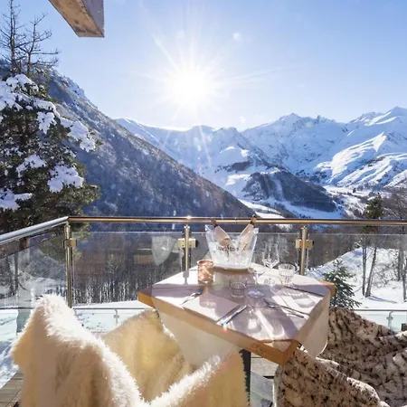 Morel 1586 & Отель