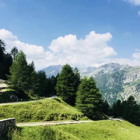 Morel 1586 & Отель