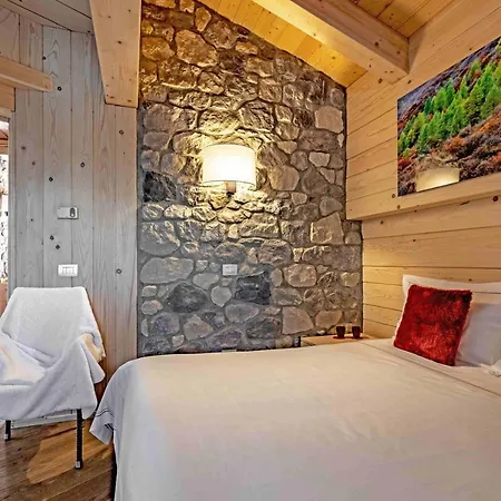 Отель Morel 1586 &